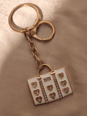 * PURSE KEYCHAIN